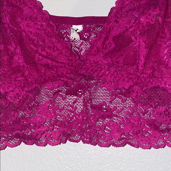 Lace Bralette - Picture 3 of 4